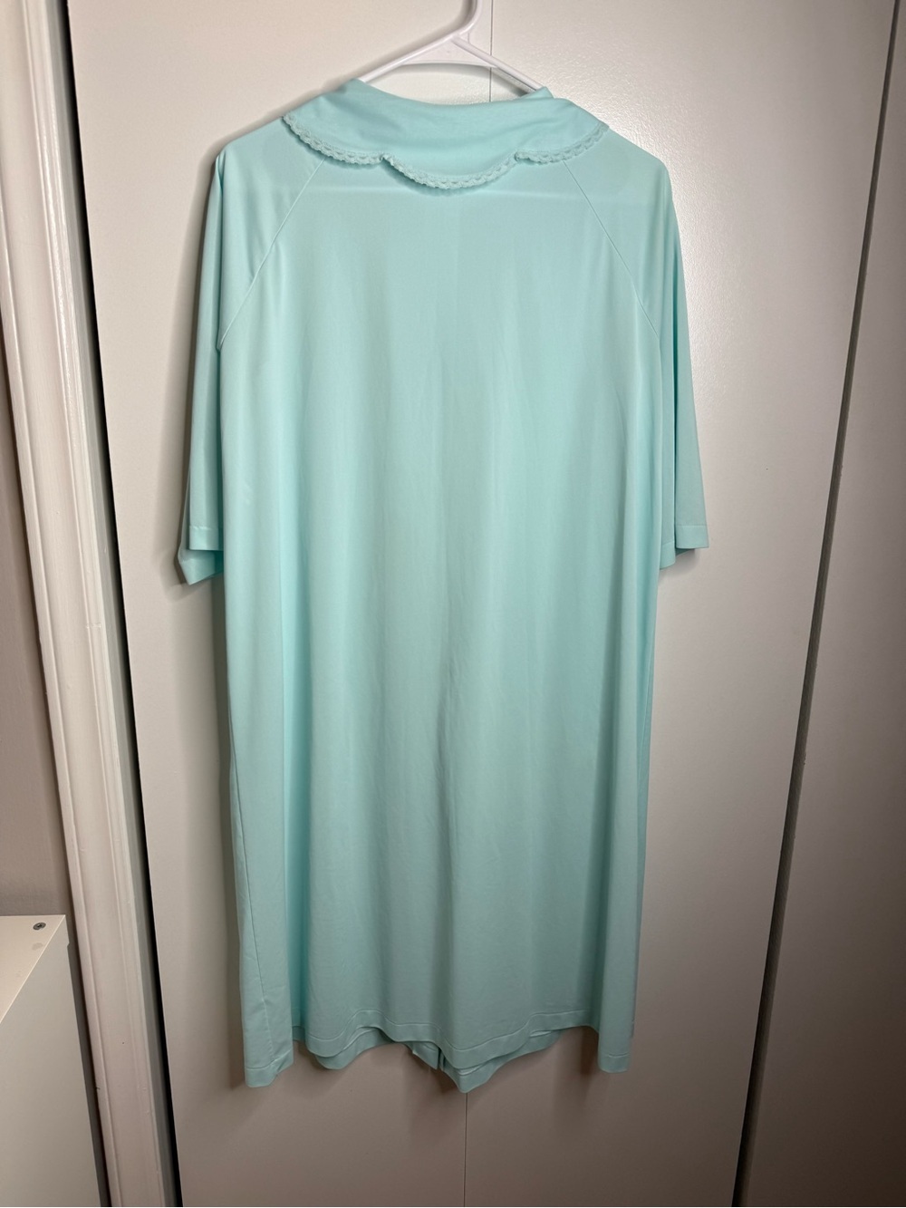 Vintage Shadowline Women's Medium Nylon Nightgown Button Front Pockets Blue Lace - Picture 9 of 14